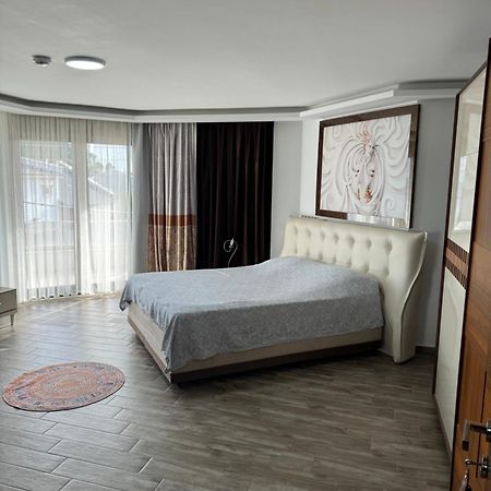 Ella Willa Suite House Butik Otel Гюре Екстер'єр фото