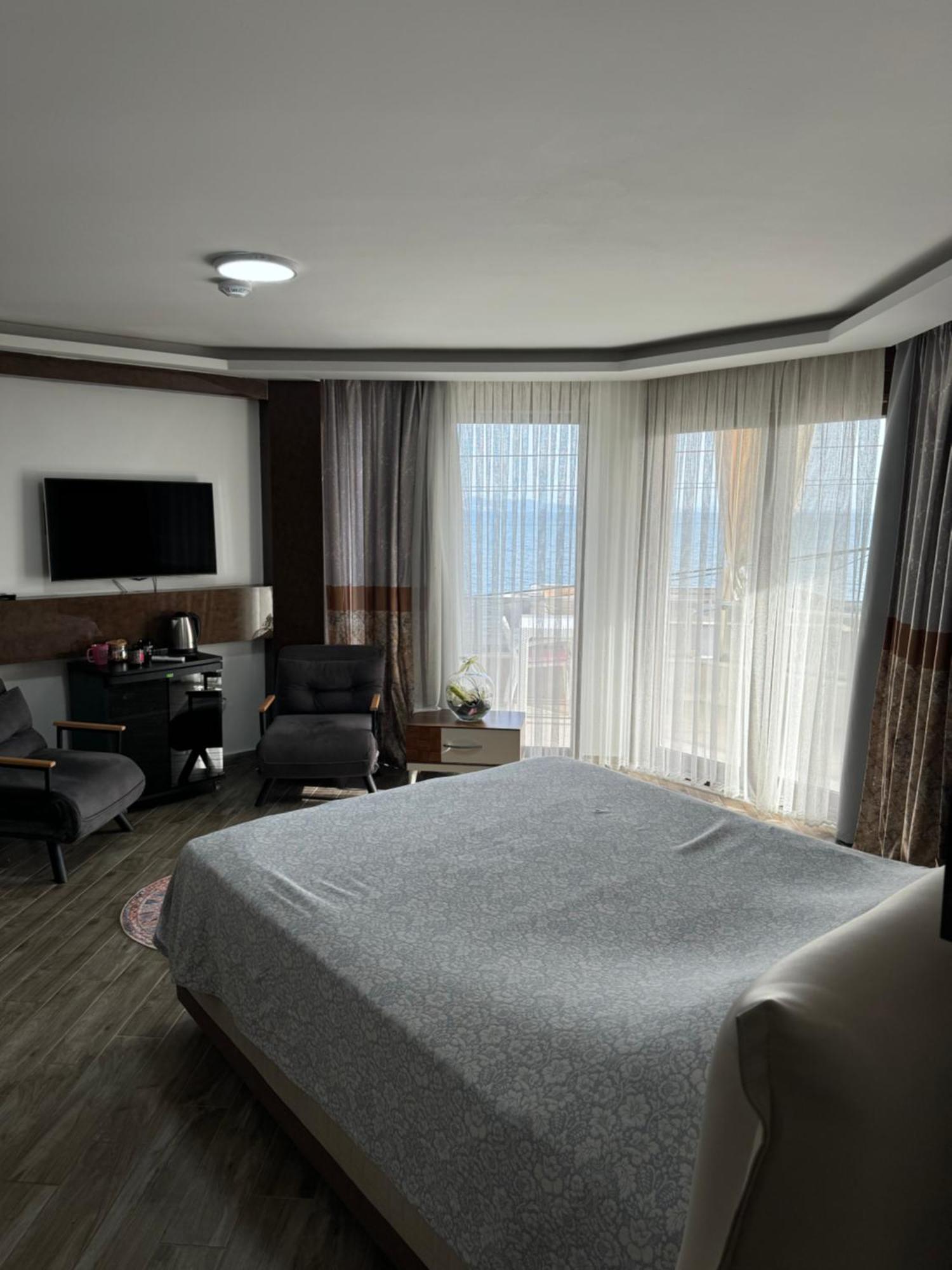 Ella Willa Suite House Butik Otel Гюре Екстер'єр фото